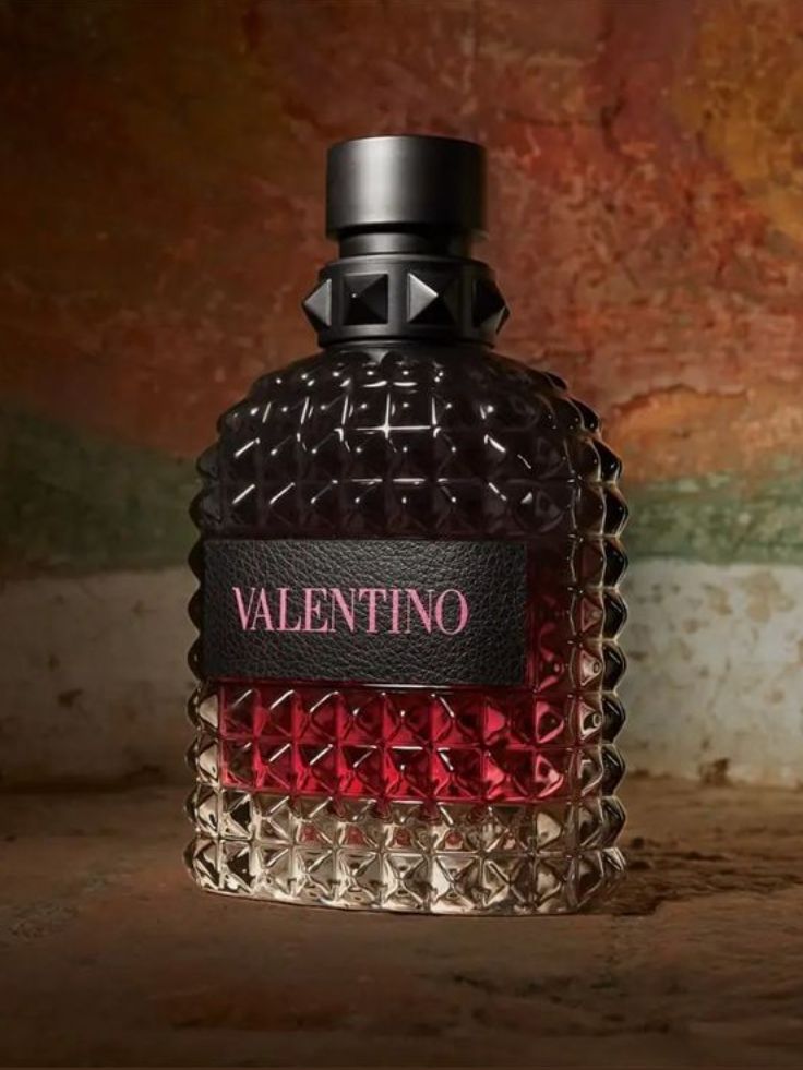 Valentino Uomo Born in Roma Intense